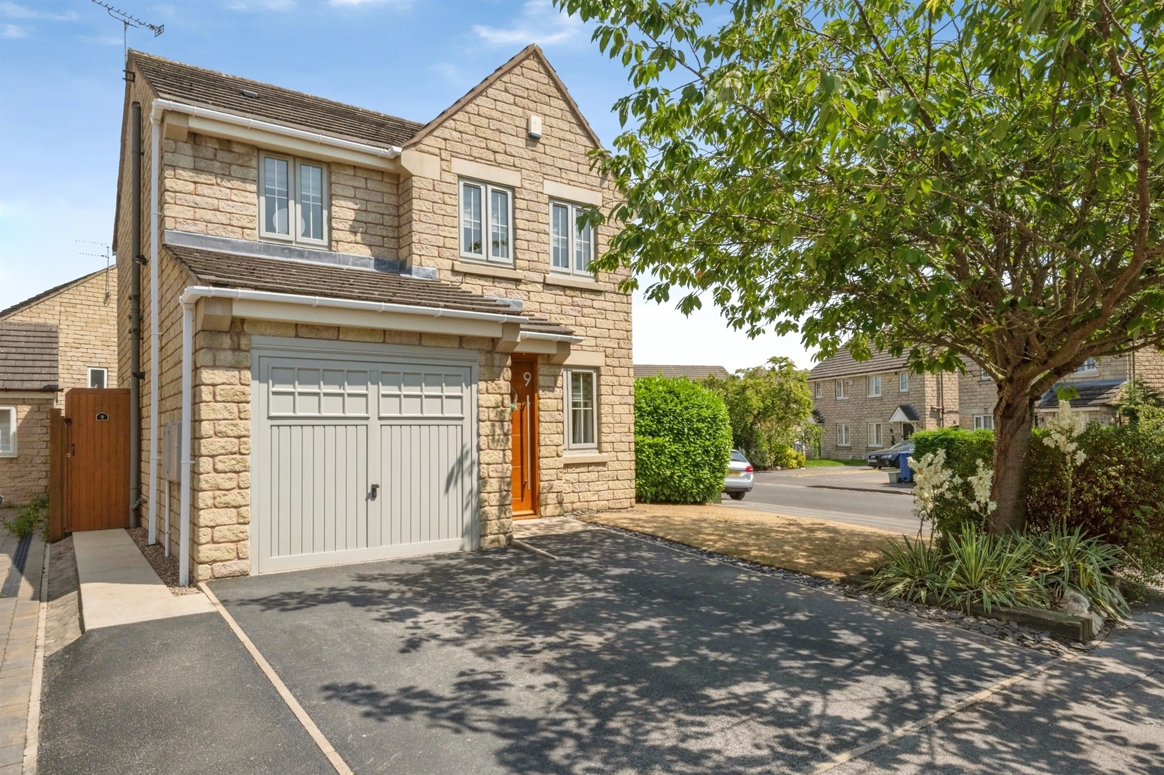Property at Elm Close, Rossington, Doncaster