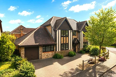 Winterbourne, Horsham, RH12