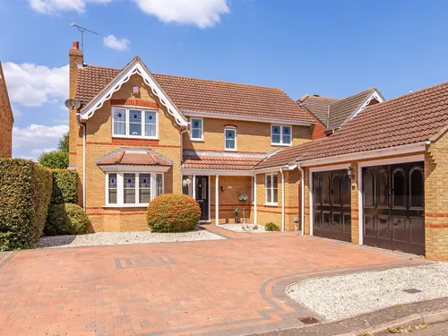 Oak Close, Maldonphoto