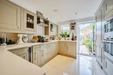 Great William Street, CV37 photo 2