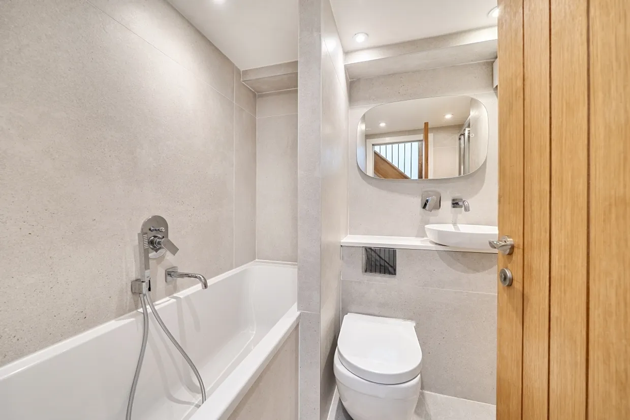 Great William Street, CV37 photo 9