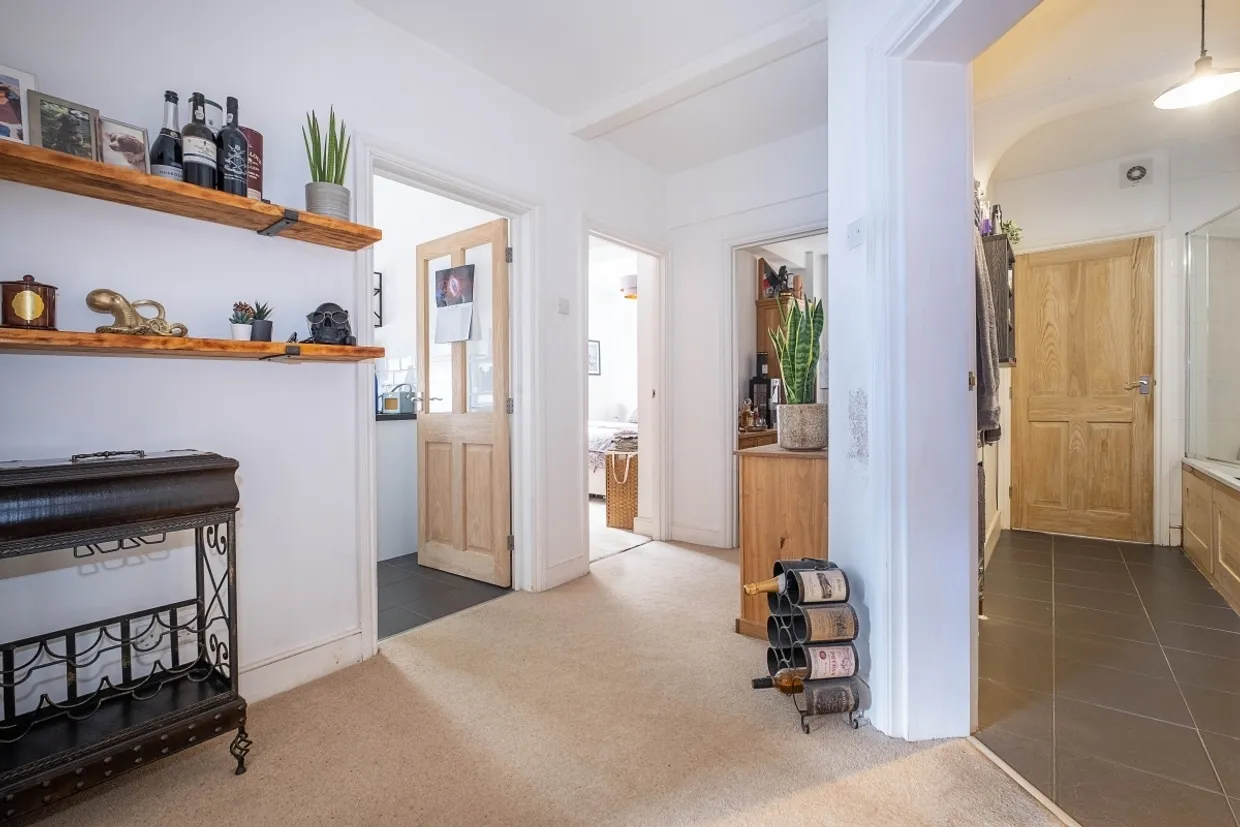 Leopold Road, SW19 photo 5