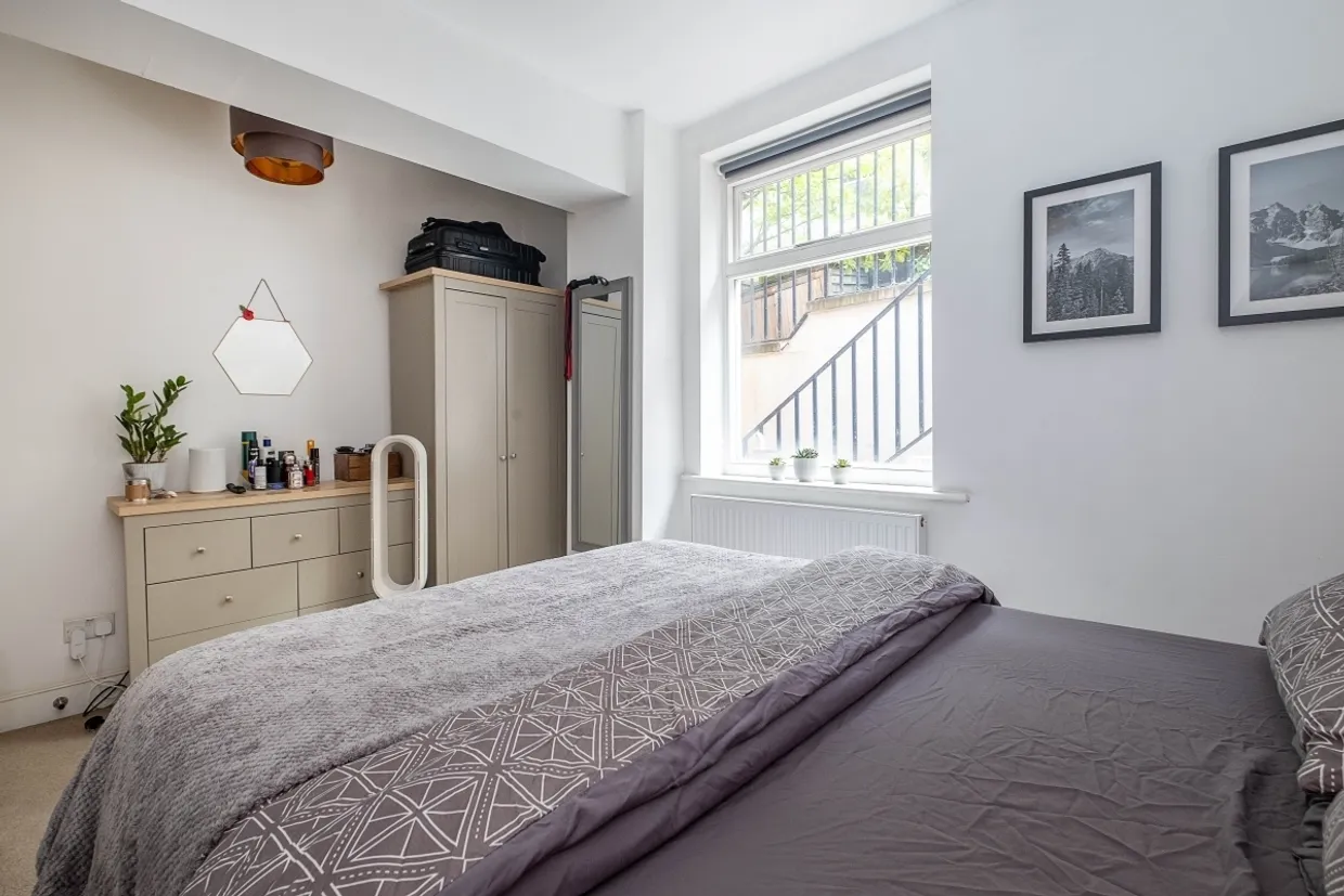 Leopold Road, SW19 photo 8