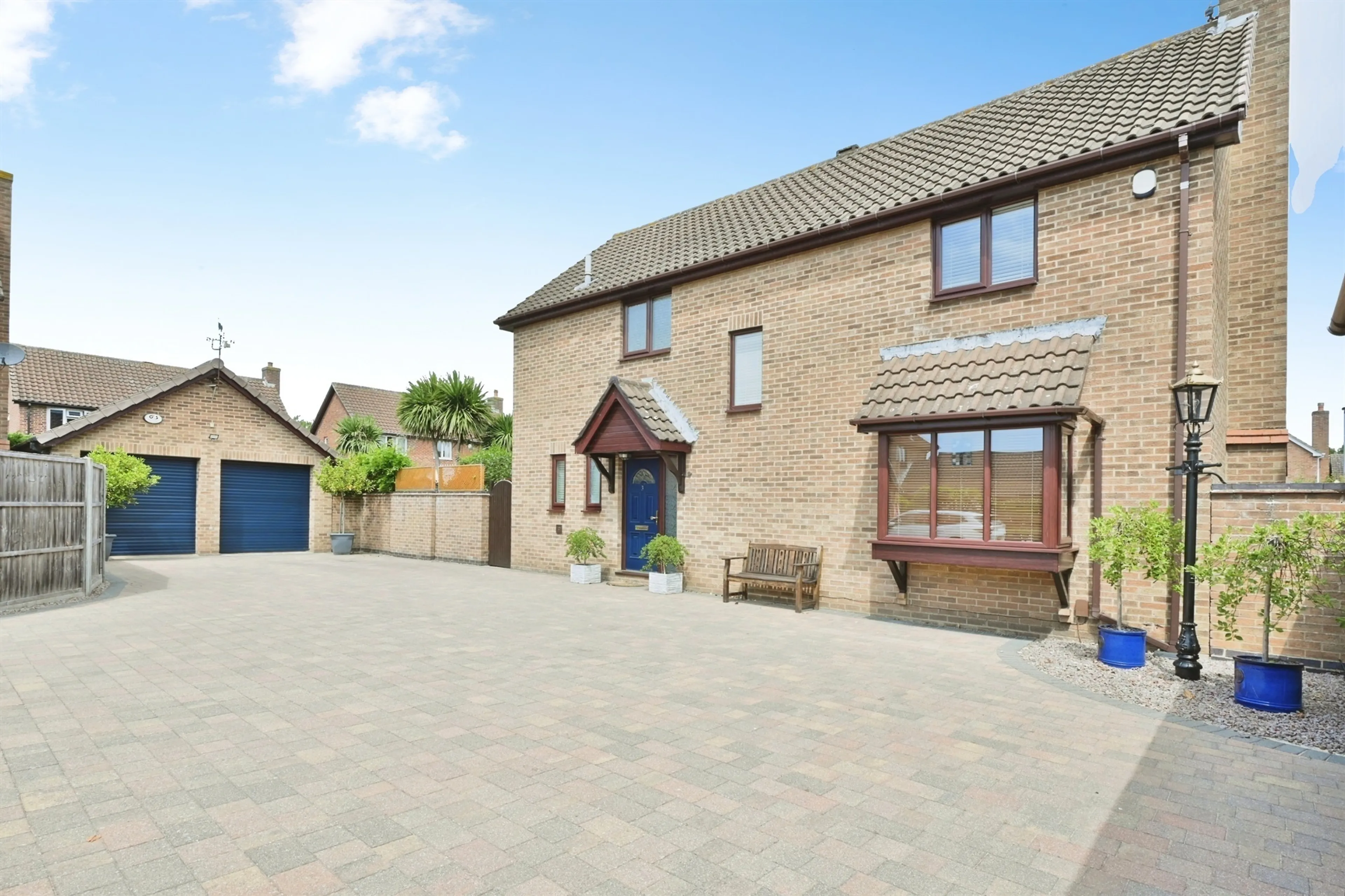 Property photo 0