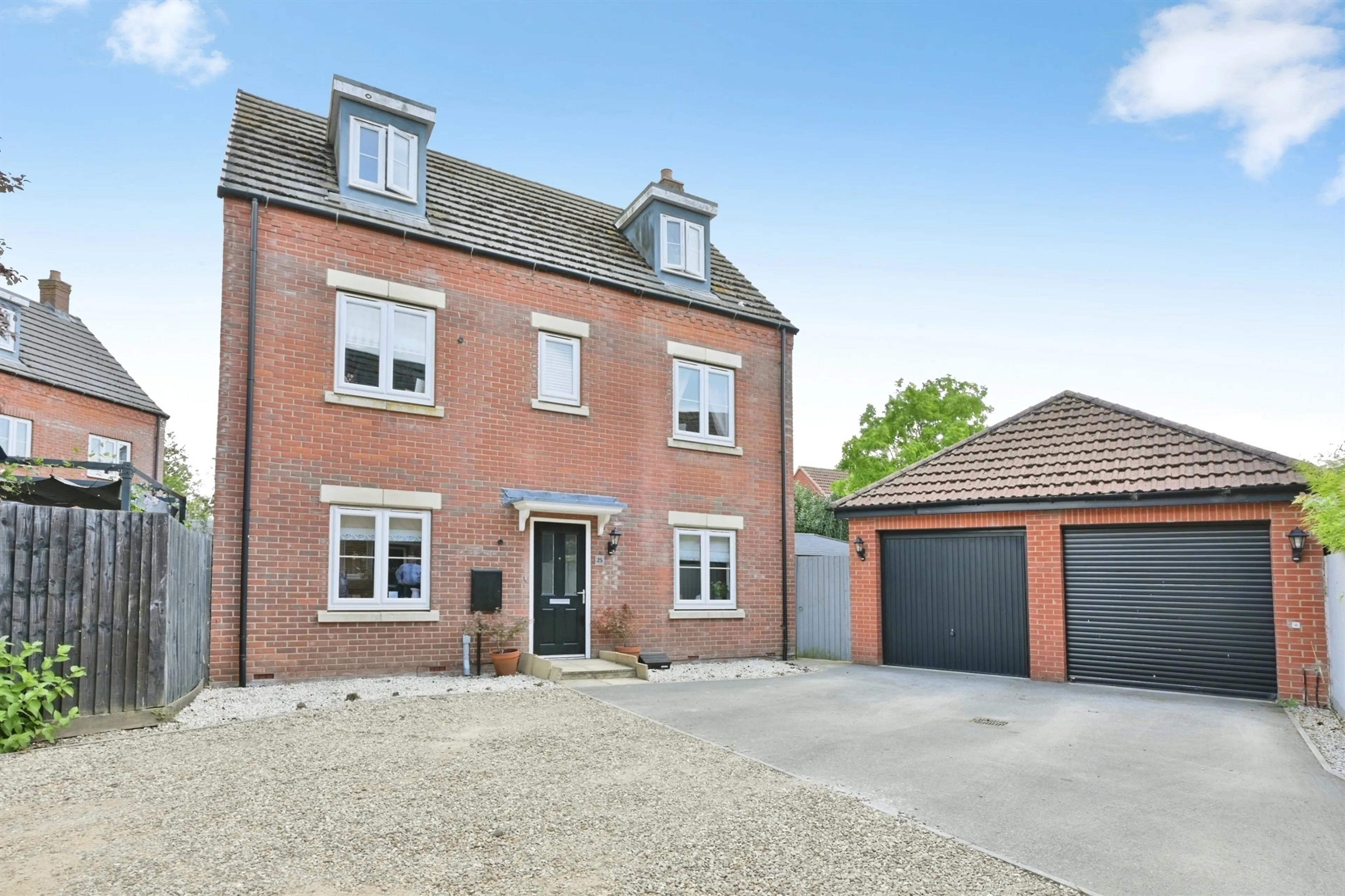 Property photo 0