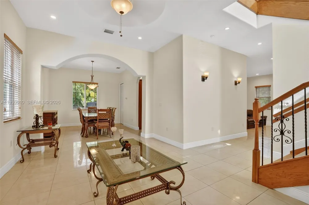 2913 SW 13th St, Miami, FL 33145