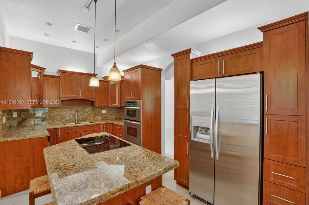 2913 SW 13th St, Miami, FL 33145
