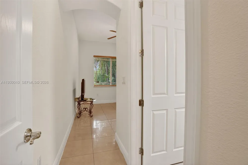 2913 SW 13th St, Miami, FL 33145