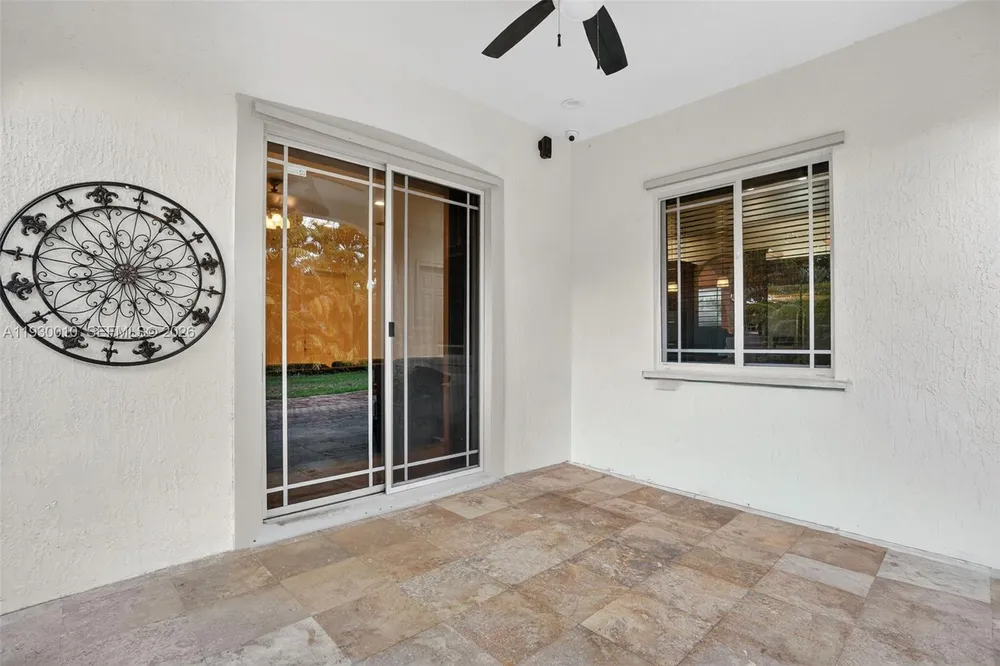 2913 SW 13th St, Miami, FL 33145
