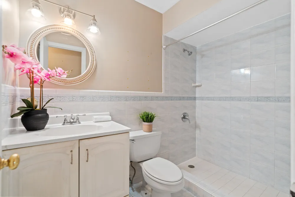 11651 NW 39th St, Sunrise, FL 33323