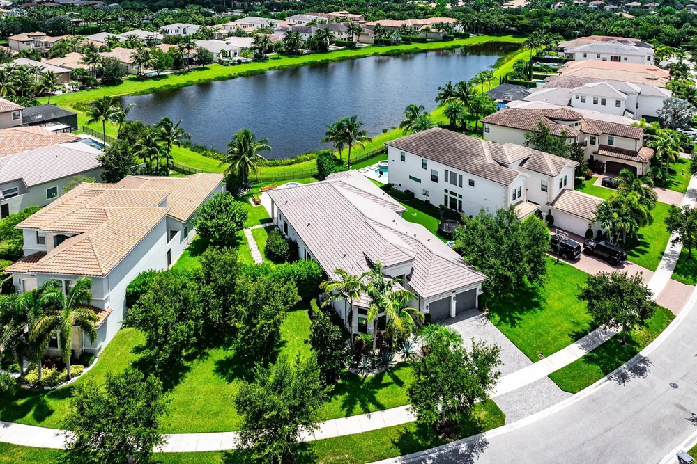 16872 Pavilion Way, Delray Beach, FL 33446