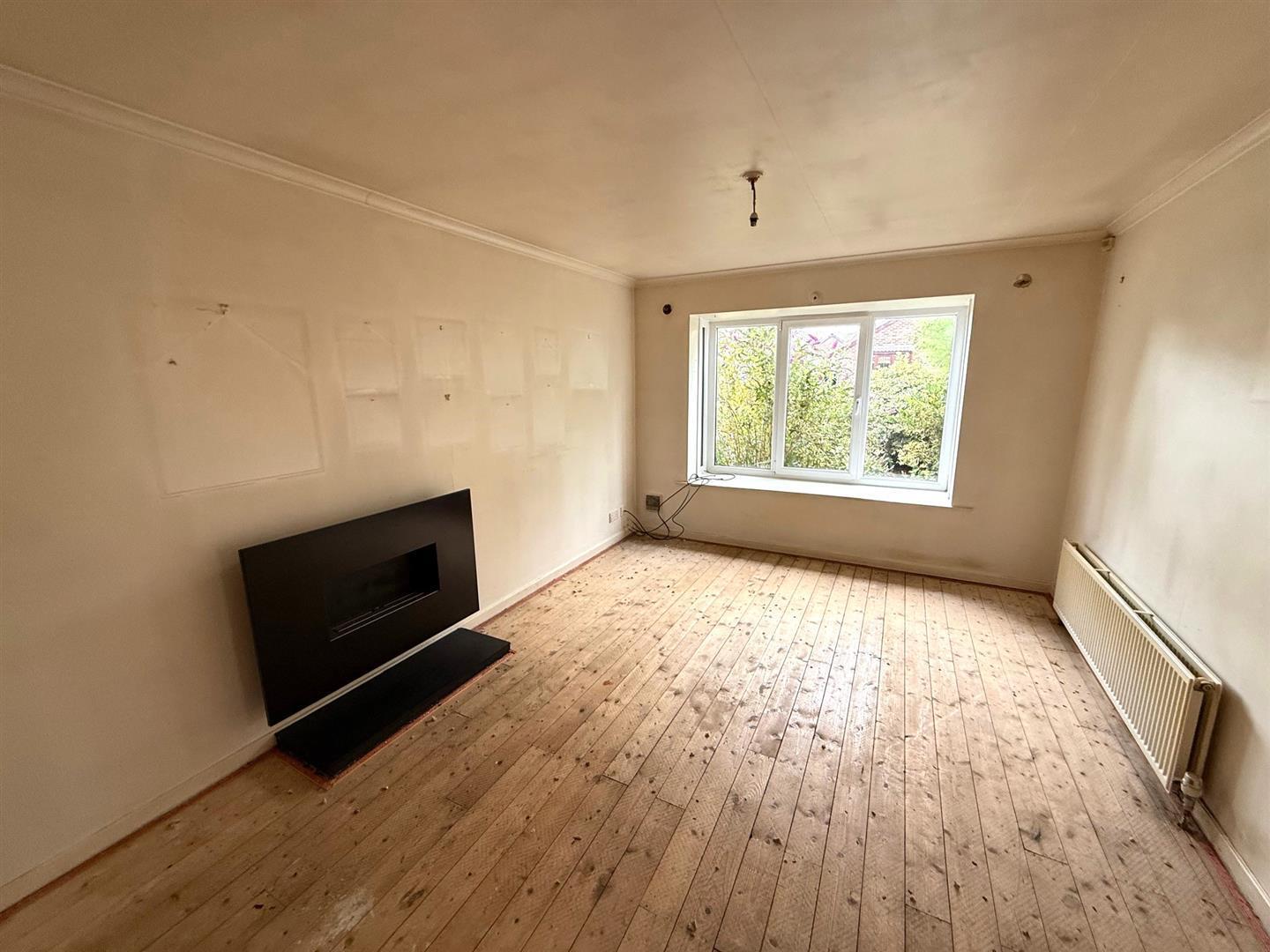 Middlecliff Court, Waterthorpe, Sheffield Image 6