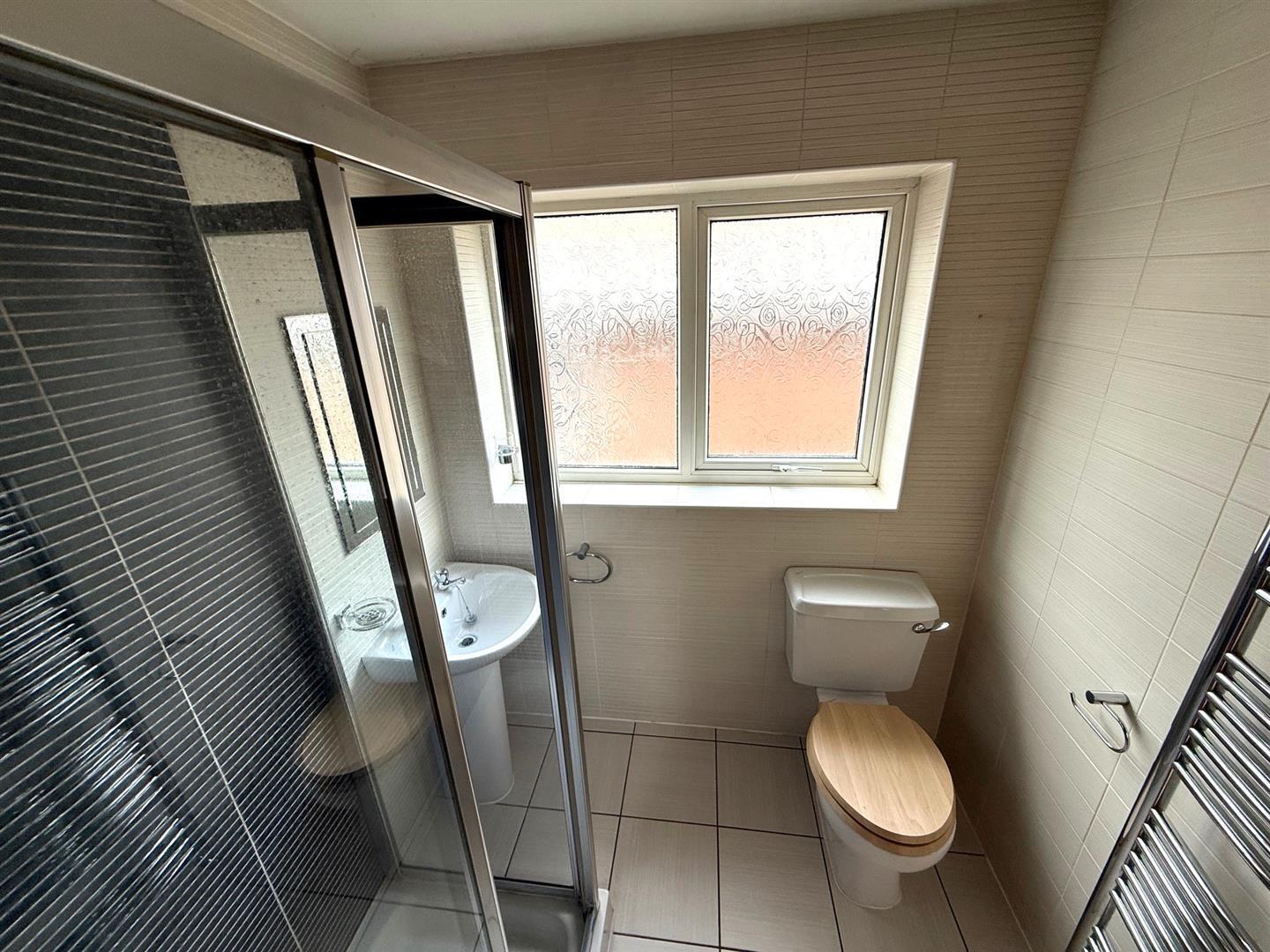 Middlecliff Court, Waterthorpe, Sheffield Image 10