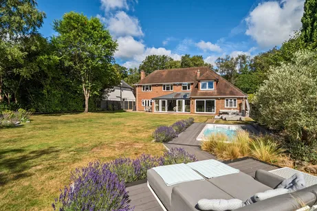 Knowle Grove, Virginia Water, GU25