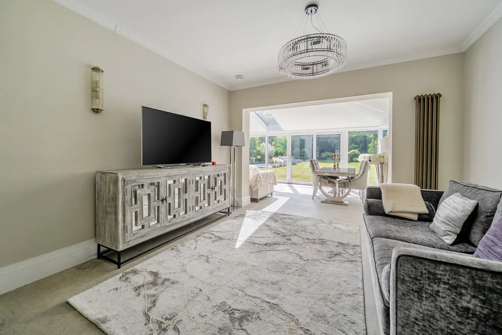 Knowle Grove, Virginia Water, GU25 photo 7