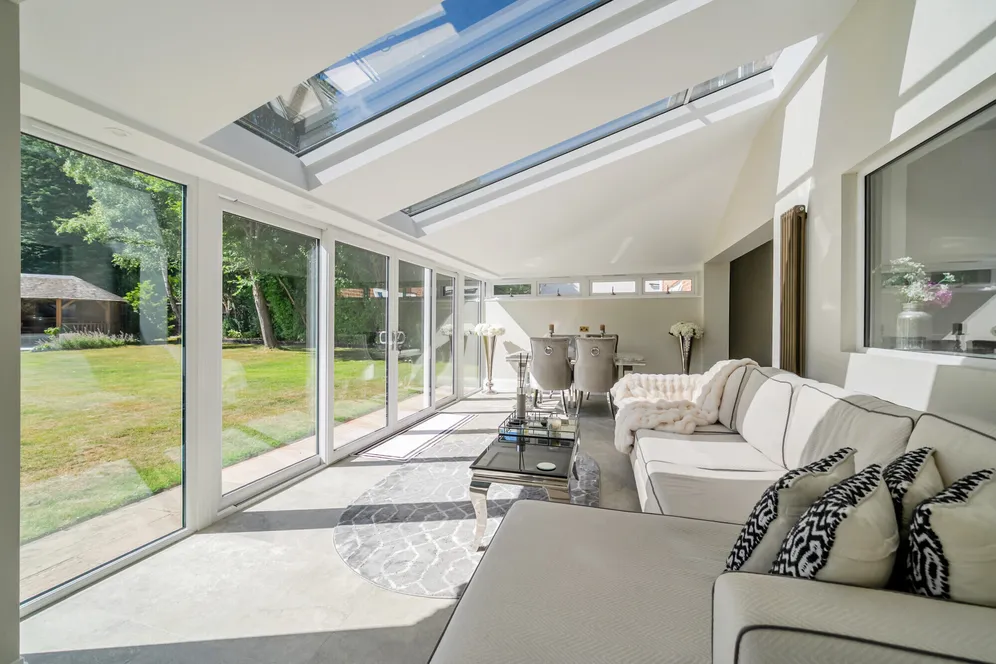 Knowle Grove, Virginia Water, GU25 photo 11