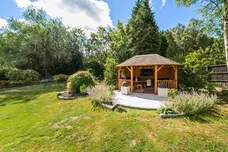 Knowle Grove, Virginia Water, GU25 photo 13