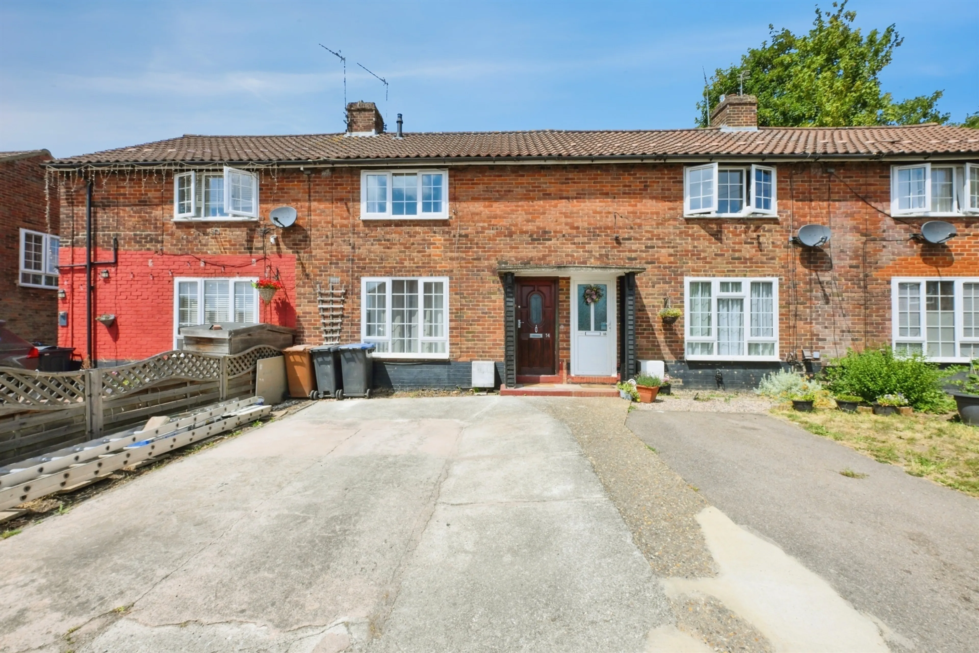 Property at Salisbury Gardens, WELWYN GARDEN CITY