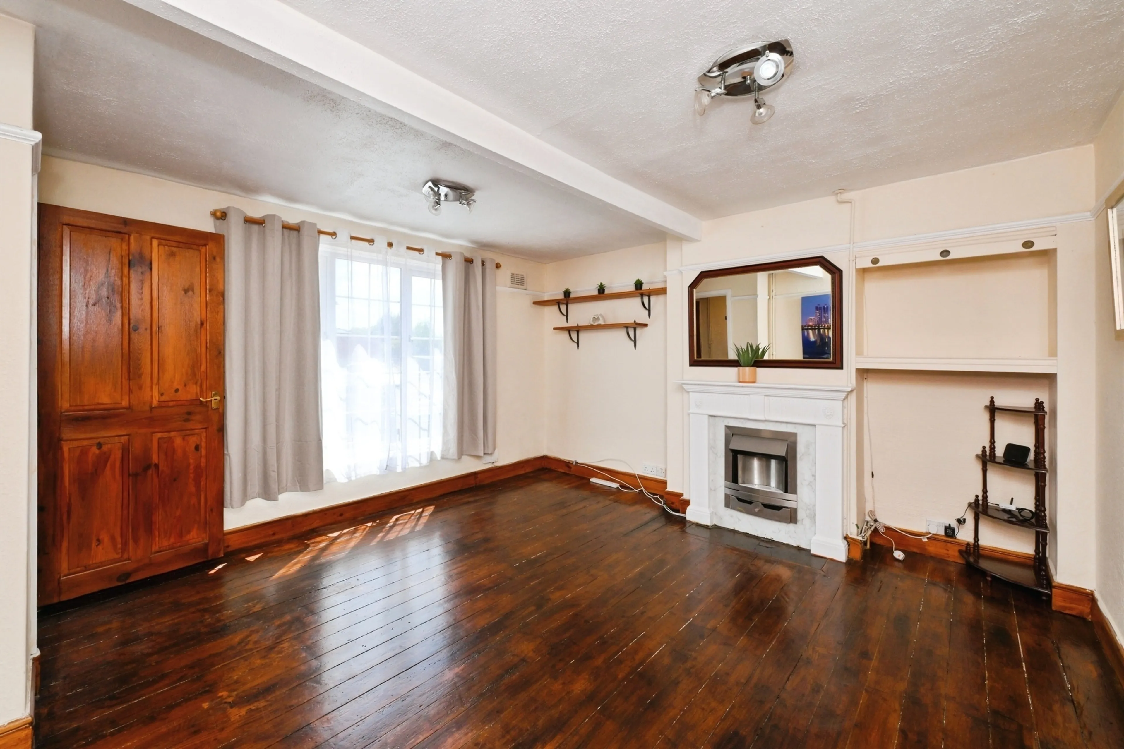 Property at Salisbury Gardens, WELWYN GARDEN CITY
