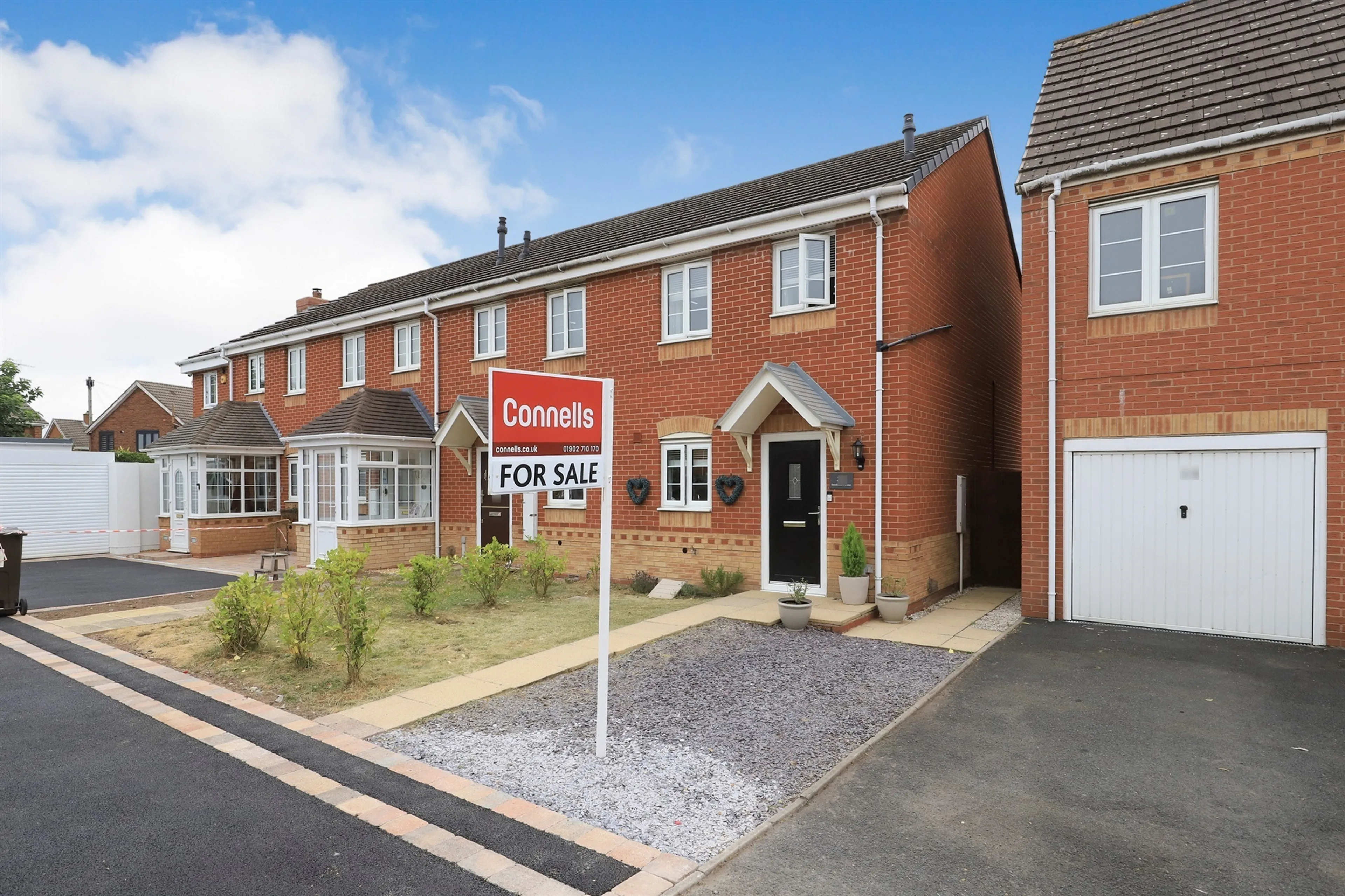 Property at Smallshire Close, Wednesfield, Wolverhampton