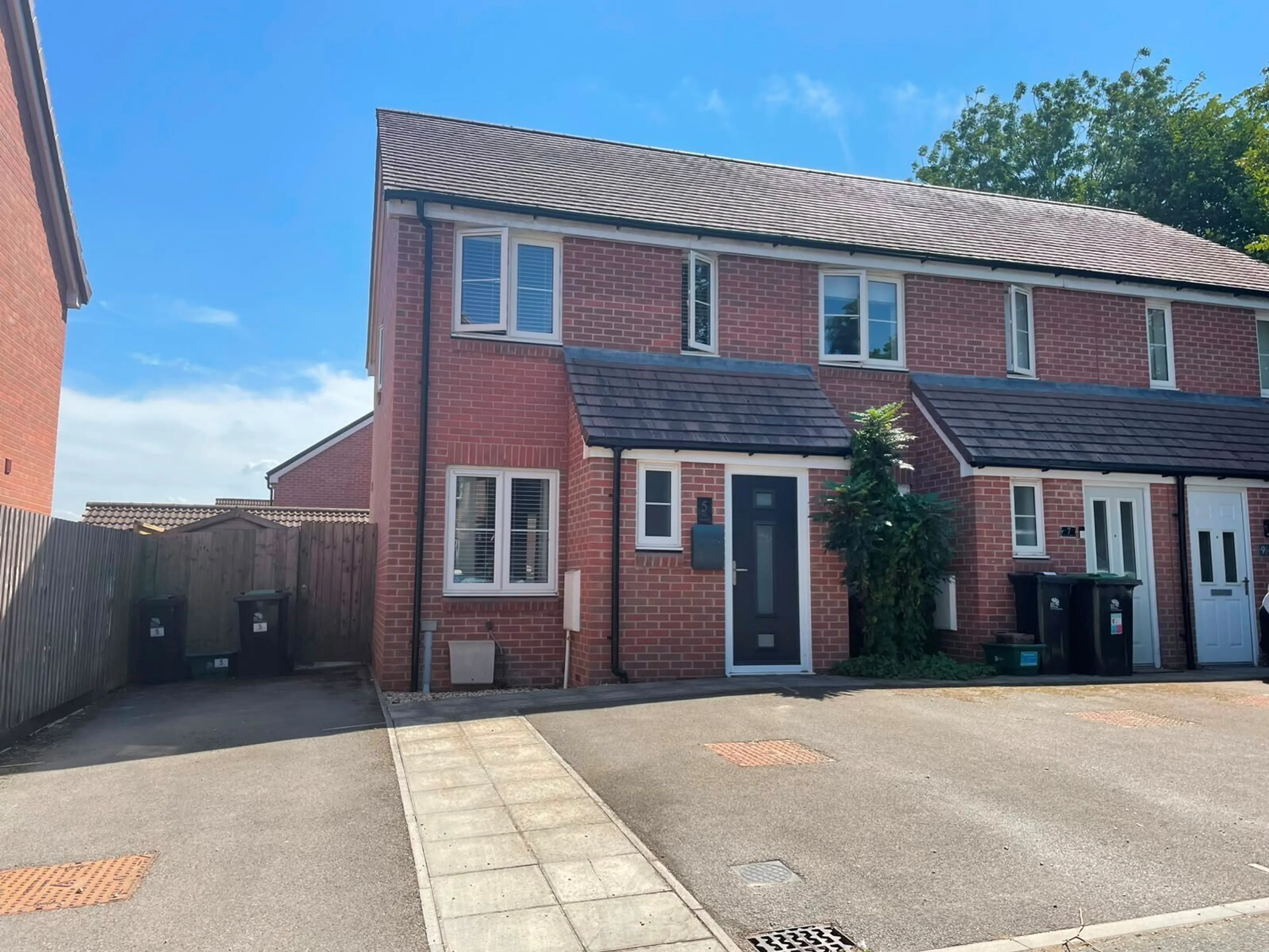 Property photo 0