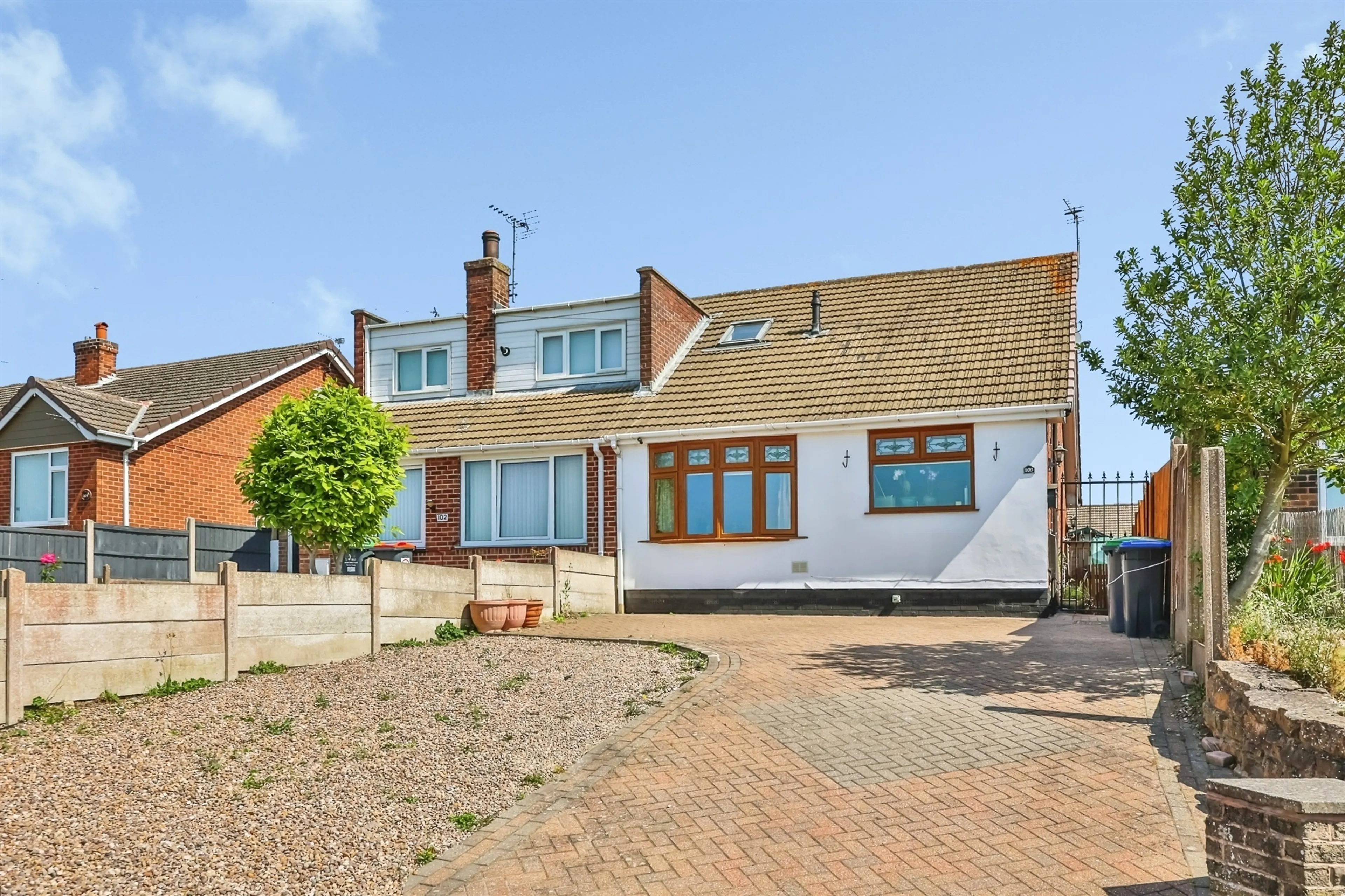 Property photo 0