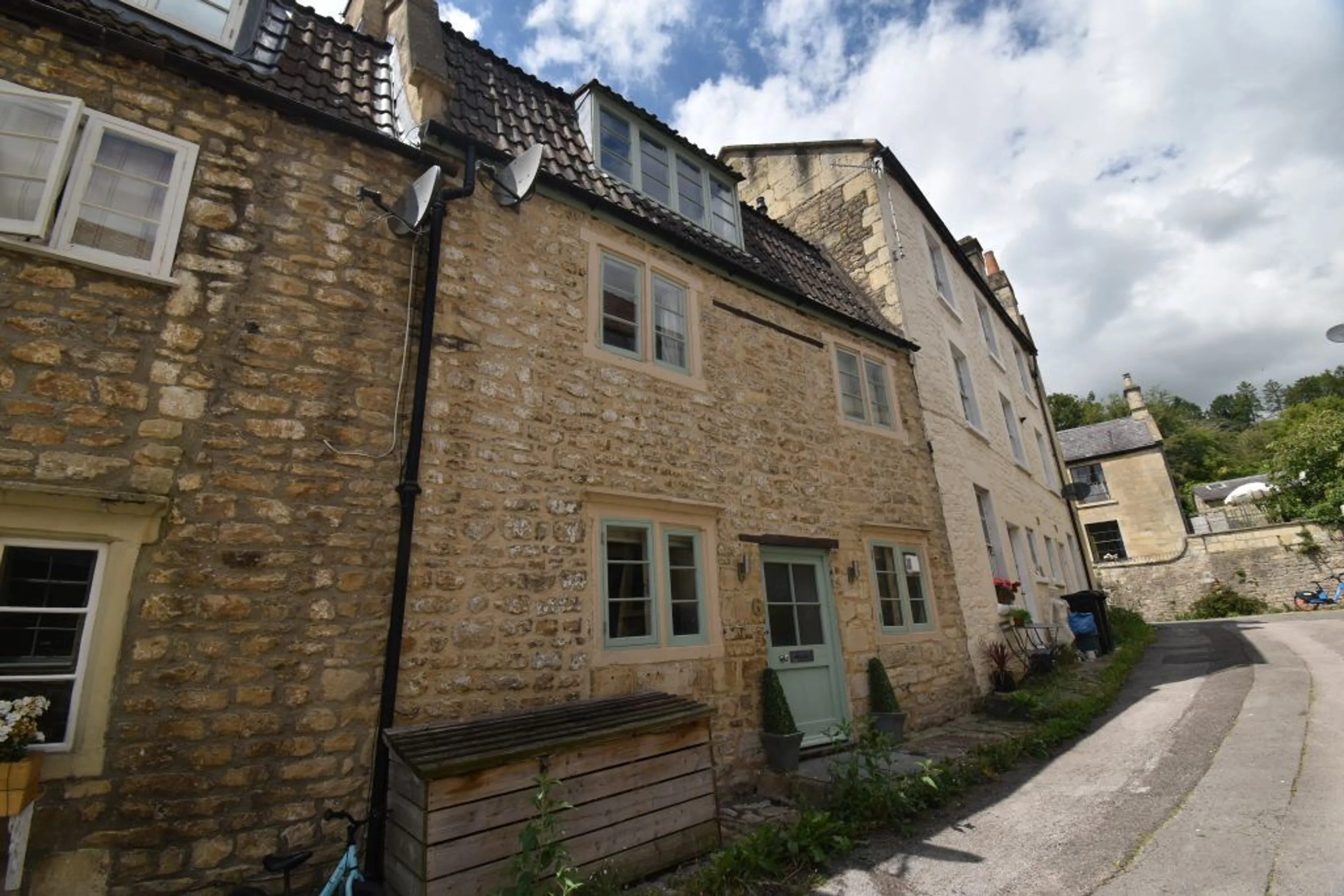 Property photo 0