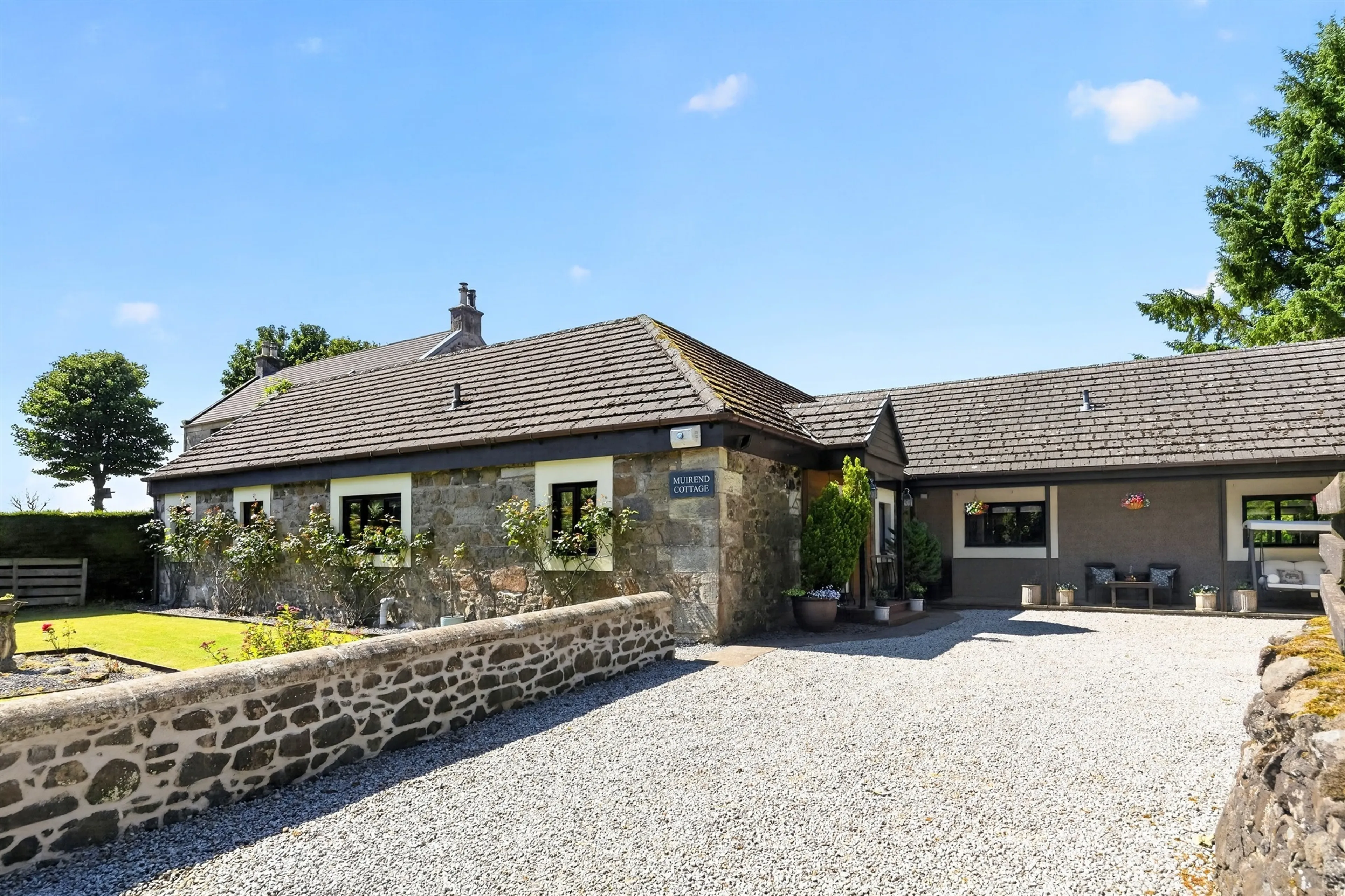 Property at Muirend Cottage, Glenhead Road, Lochwinnoch
