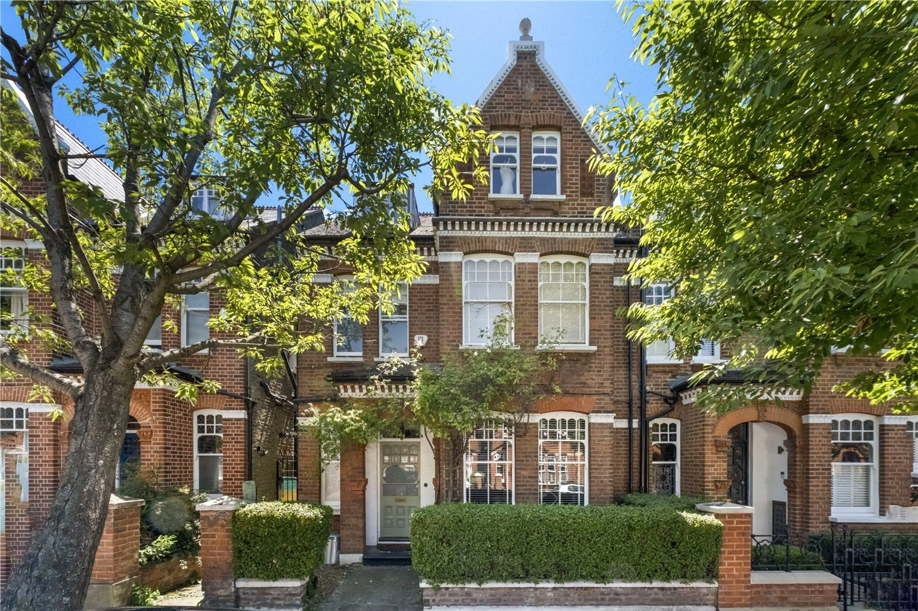 Property at Ritherdon Road, London, SW17