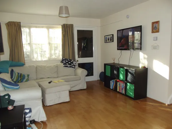 Waldren Close, Baiter Park, BH15