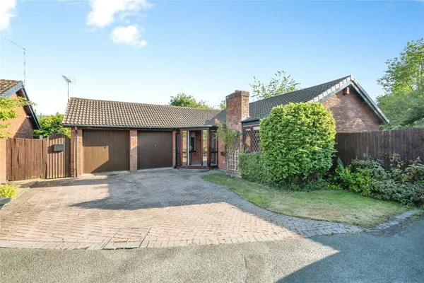 Fairford Close, Redditch, Worcestersh...