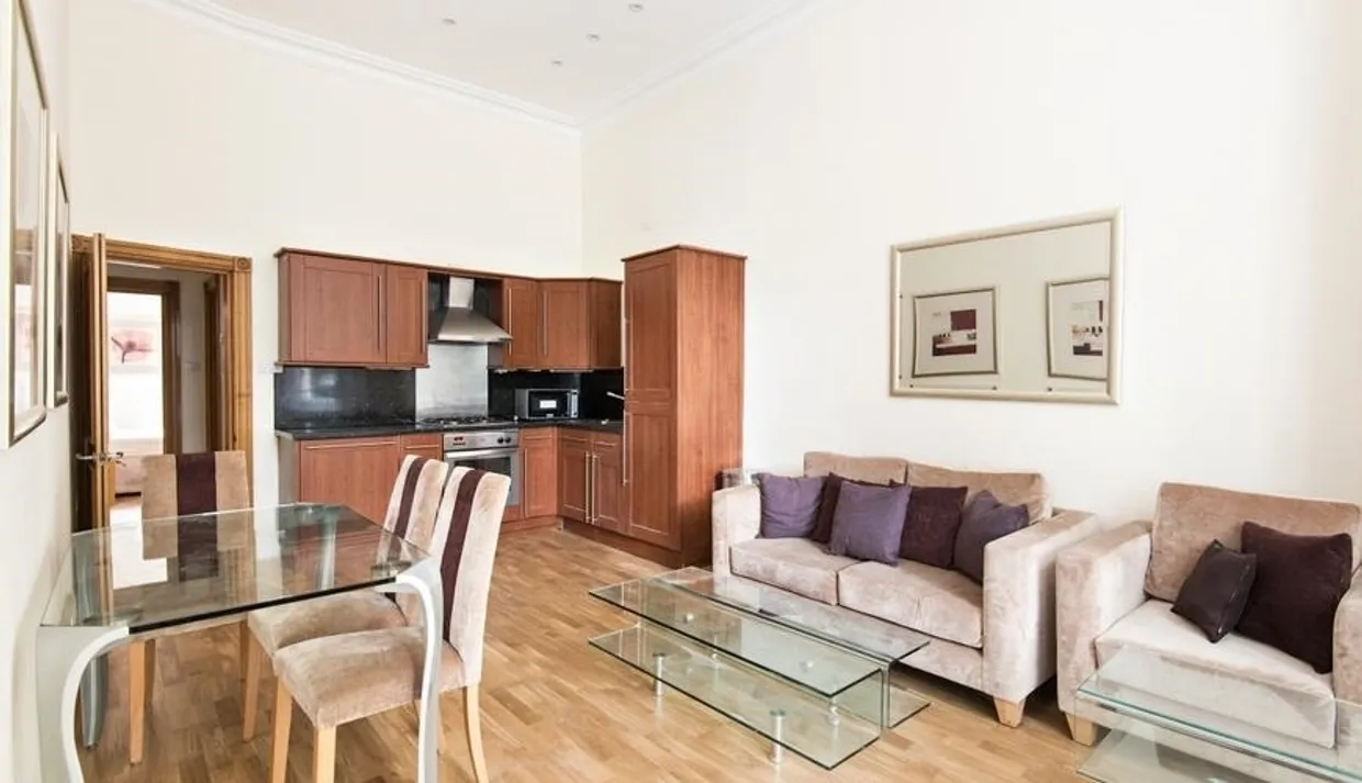 Ashburn Gardens London SW7 photo 2