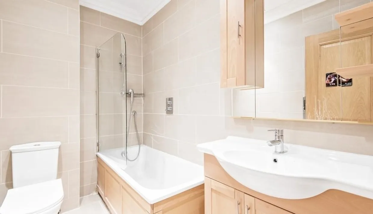 Ashburn Gardens London SW7 photo 4