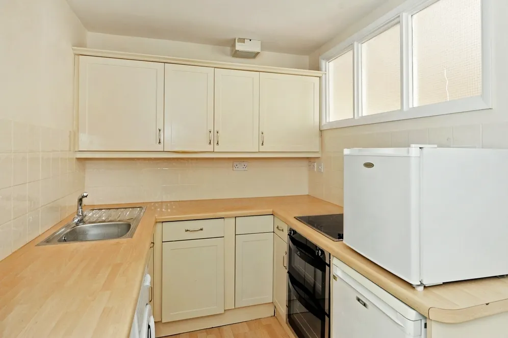 South Parade Bath BA2 photo 3
