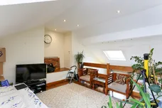 Ennismore Avenue London W4 photo 5