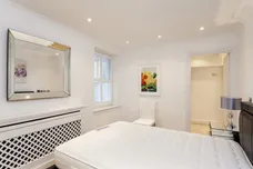 Vicarage Gate London W8 photo 5