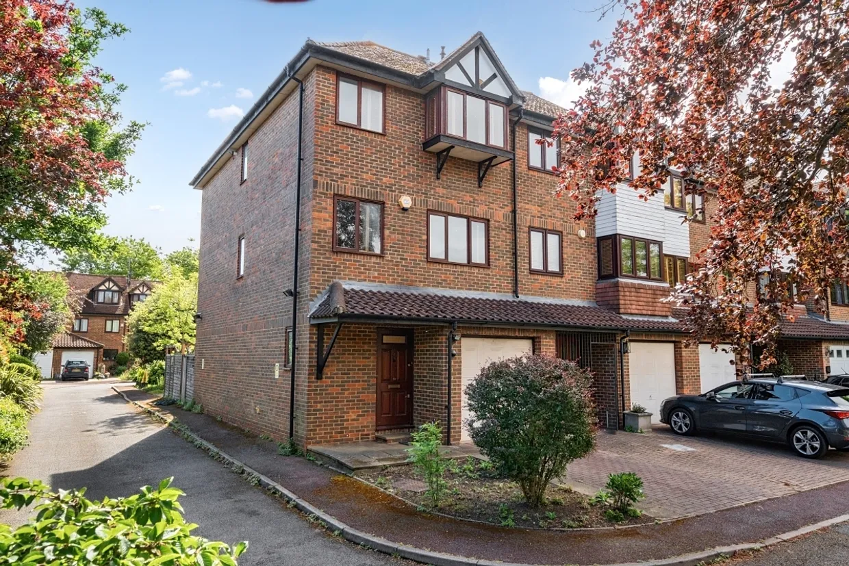 Eliot Gardens London SW15 photo 7