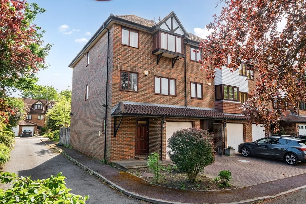 Eliot Gardens London SW15 photo 7