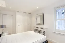 Vicarage Gate London W8 photo 11
