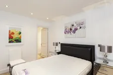 Vicarage Gate London W8 photo 12