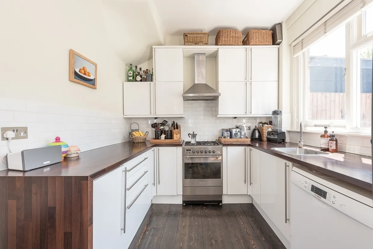 Crescent Road, N22 photo 6