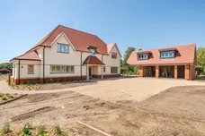 Harvest Hill Bourne End SL8 photo 1