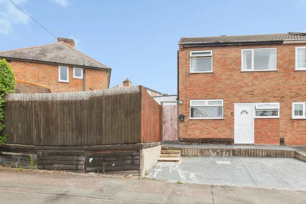 Heather Road, Leicester, Leicestershi...