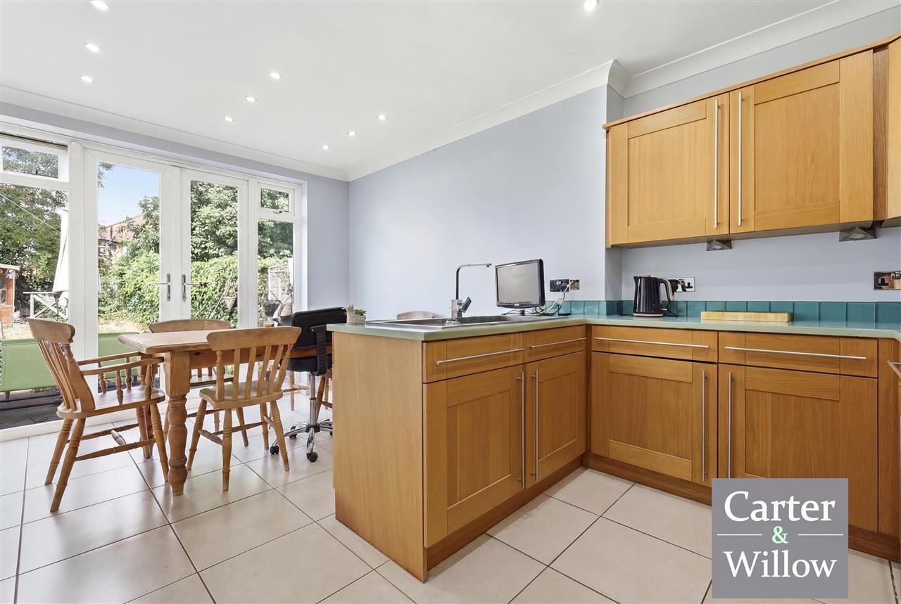 Standfield Road, Dagenham, Essex Image 7