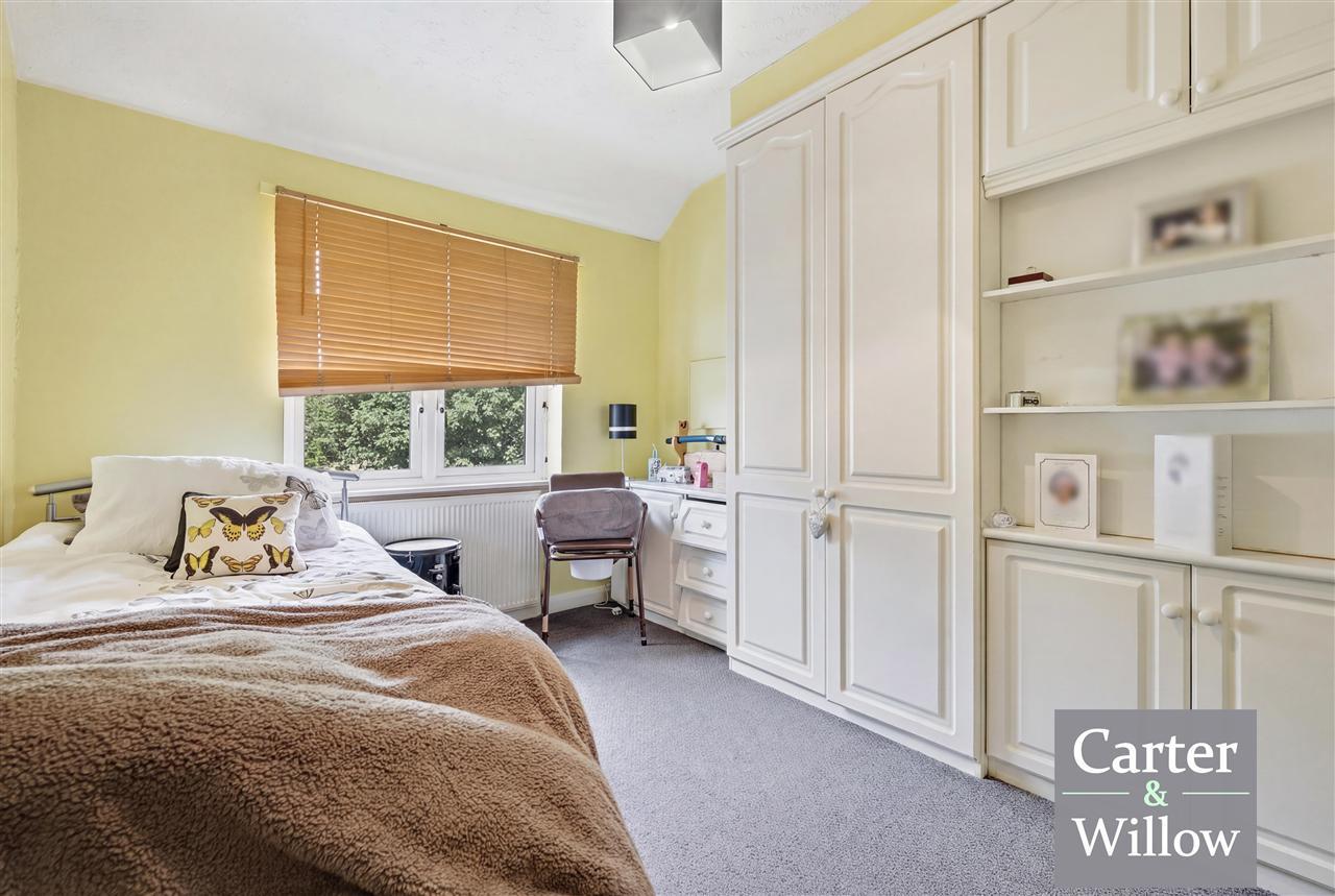 Standfield Road, Dagenham, Essex Image 15