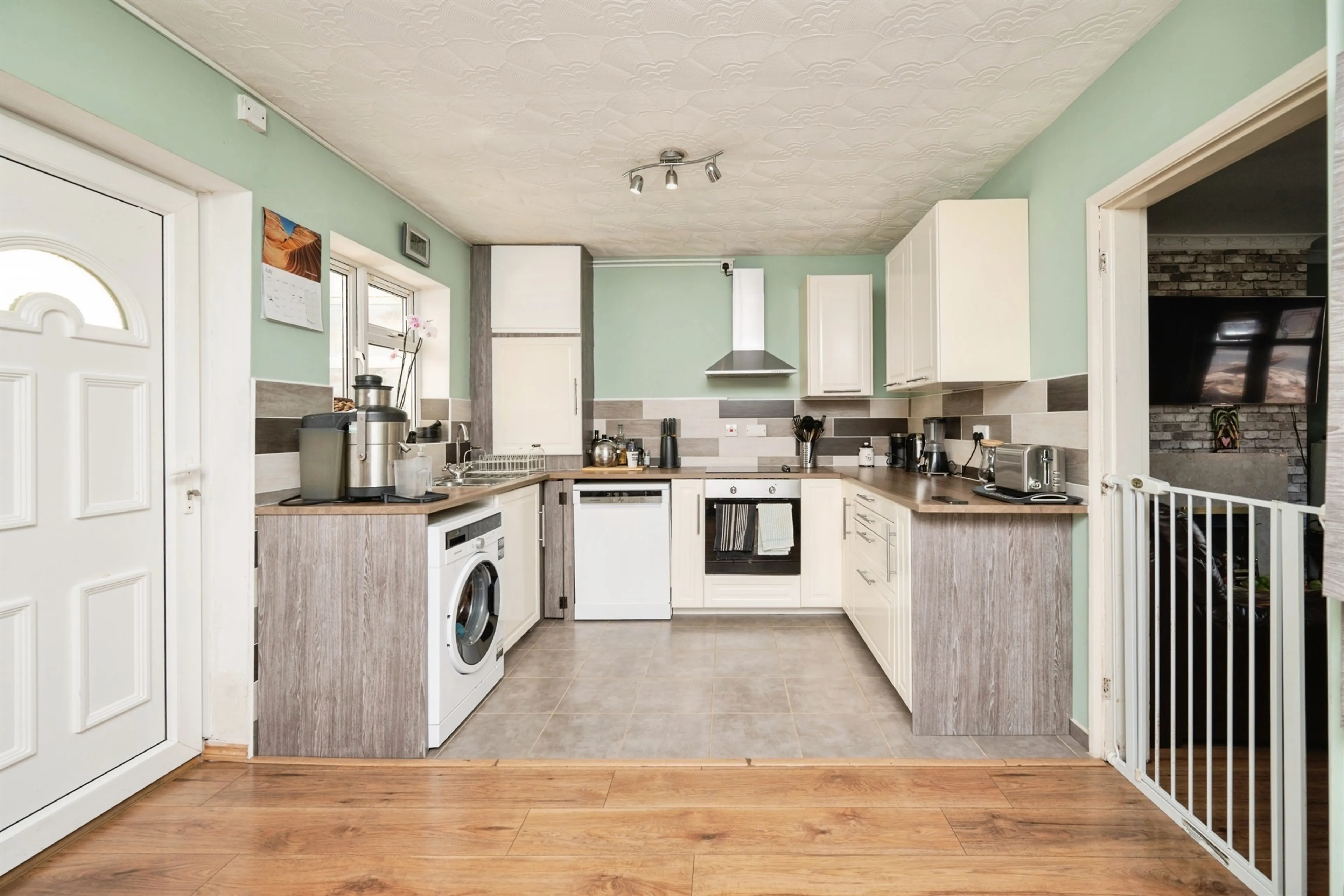 Property photo 8
