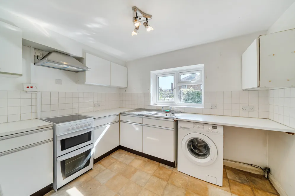 Bengeo Street, Hertford, SG14 photo 4