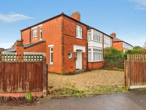 Holden Crescent, Newarkphoto