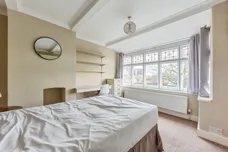 Holden Crescent, Newark