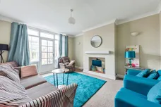 Holden Crescent, Newark